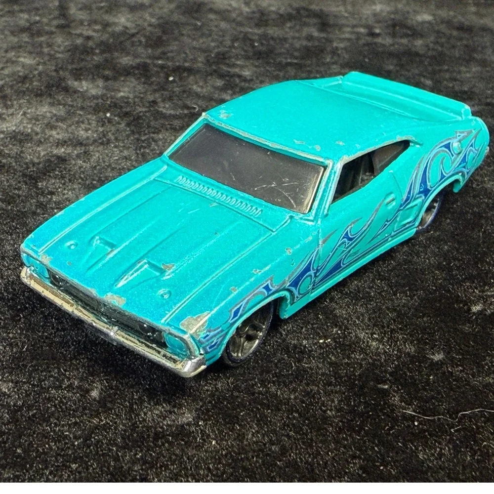 Hot Wheels-Ford Diecast Lot: 73 Falcon XB, 07 Mustang Model A, Custom Bronco